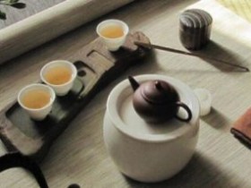清代闵钧茶诗《窖茶》注释赏析_描写陈年老茶的诗句_关于茶叶储存的古诗
